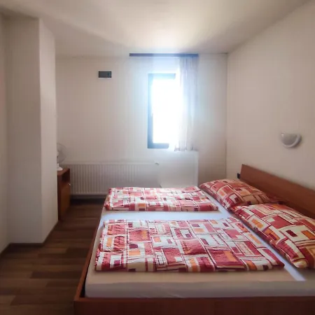 Viktoria Panzio Zamárdi