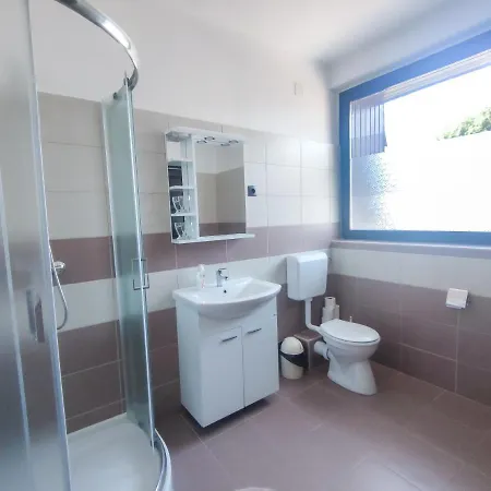 Viktoria Panzio 3* Zamárdi