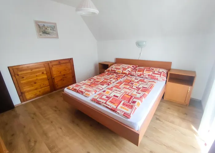 Viktória Panzió Casa de hóspedes 3*